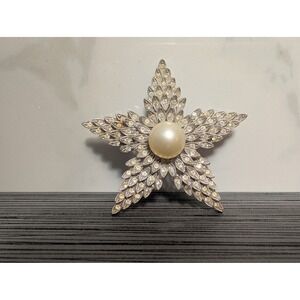 Vintage Marvella Starburst Brooch Faux Pearl Rhinestone Silver Tone Star Pin